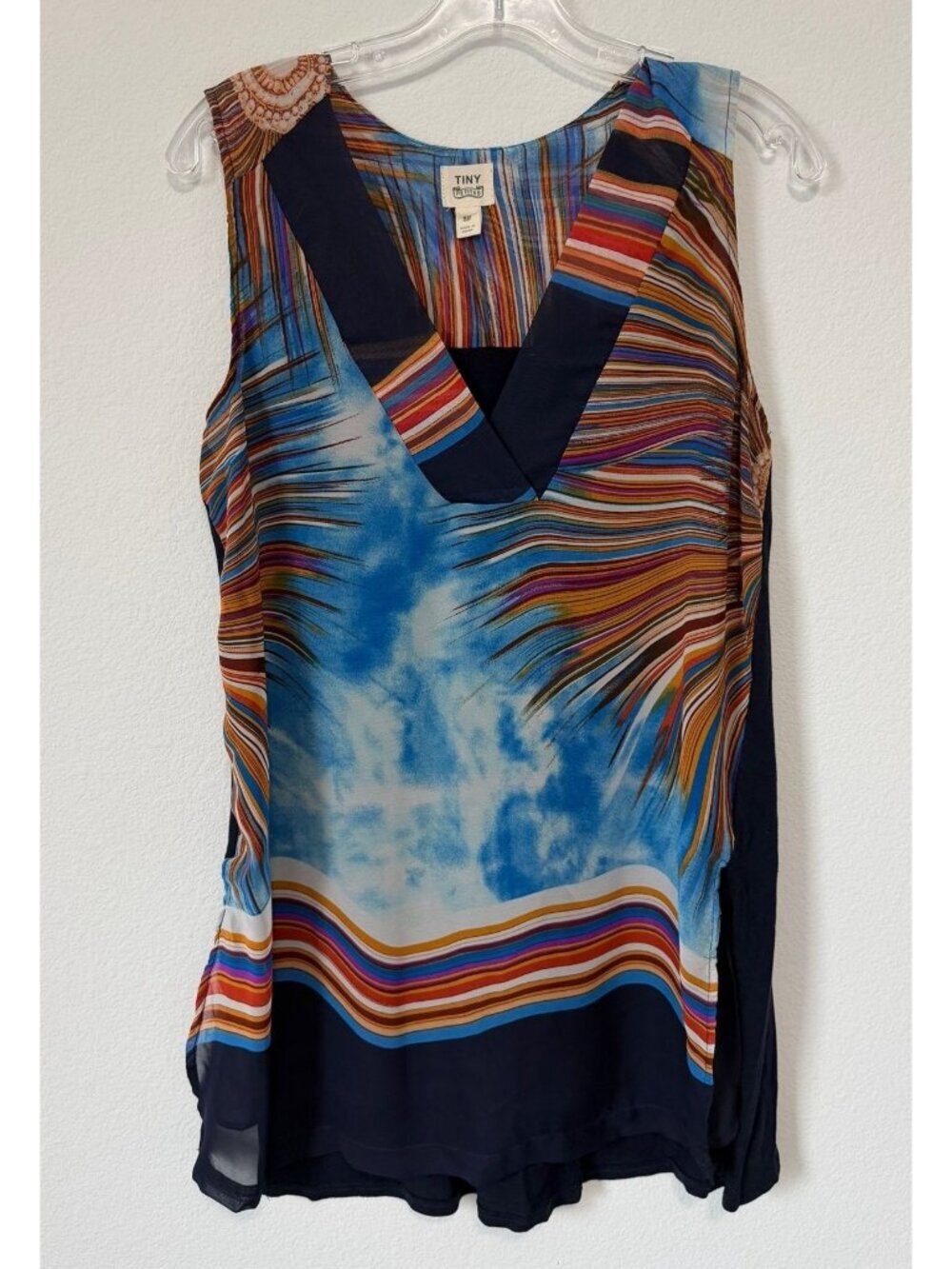 TINY Sleeveless V-Neck Multicolor Shoreline Tunic Blouse Women's Size S Petite